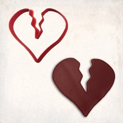 Broken Heart Cookie Cutter